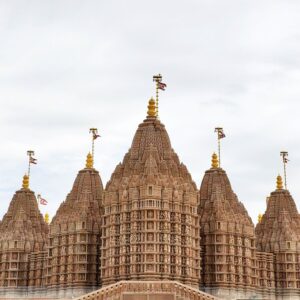baps-hindu-temple-in-abu-dhabi-is-the-biggest-hindu-temple-outside-india
